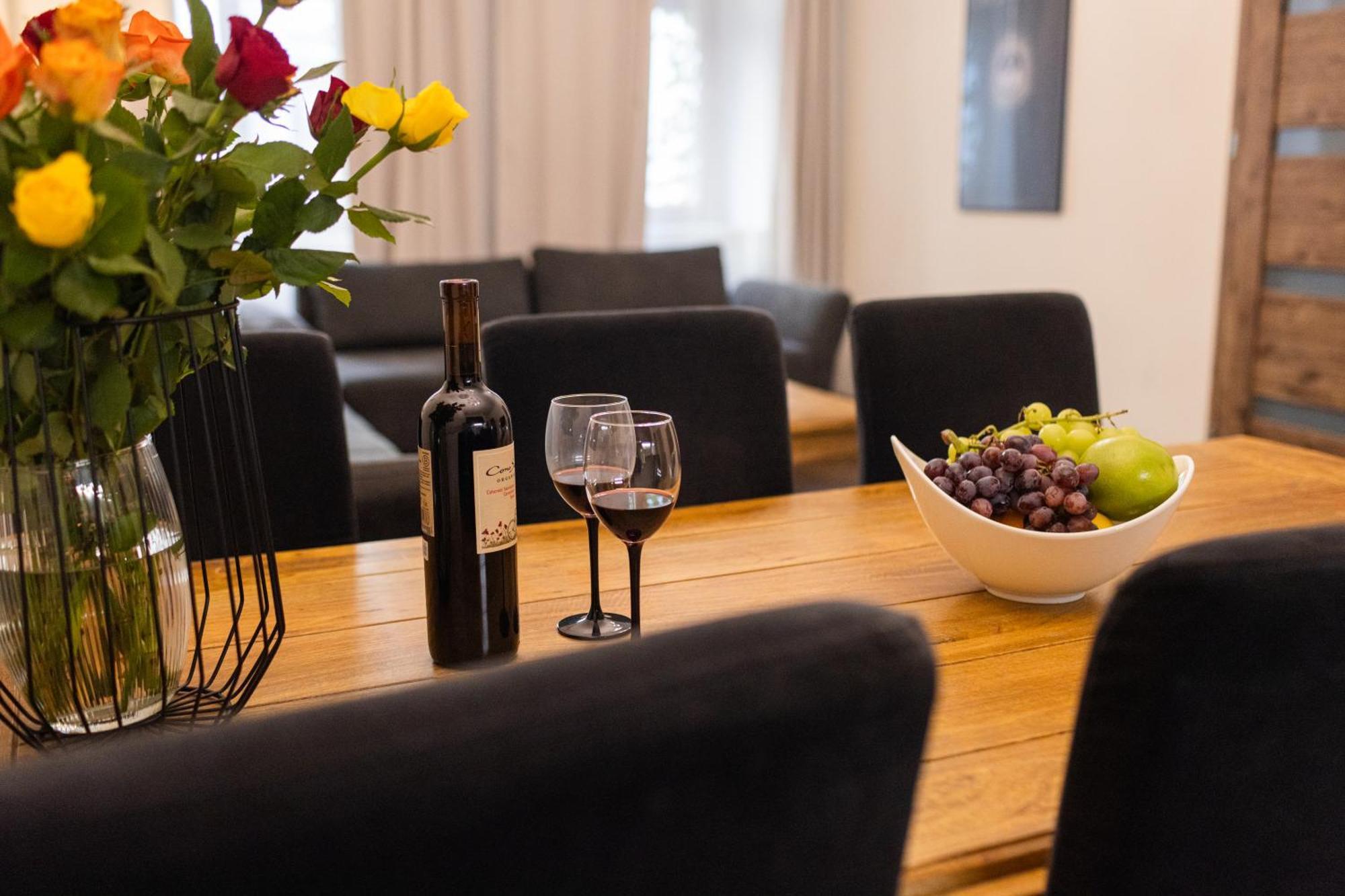 Lux Apartmenty - Old City Kraków Zewnętrze zdjęcie